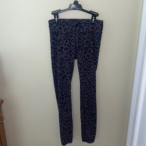 Girls Athleta Cheetah Print Leggings